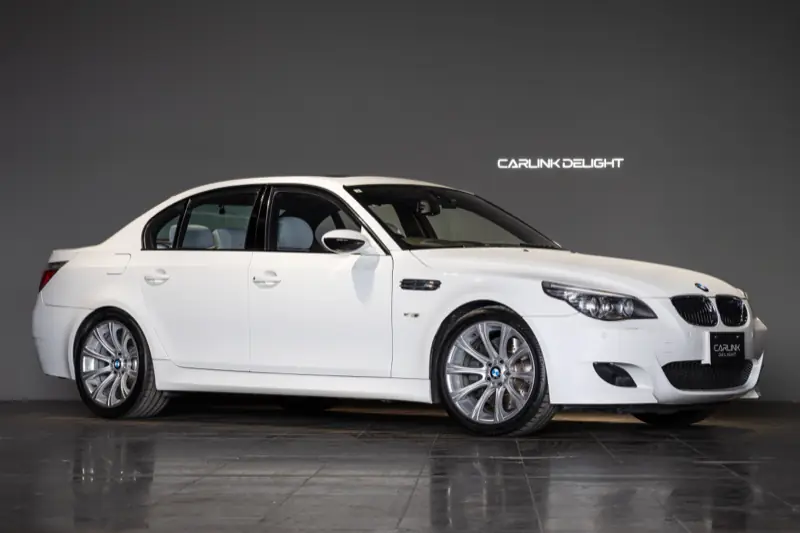 BMW E60 M5 取扱実績